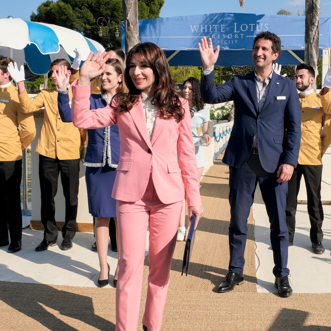 White Lotus Season 2 Premiere Reveals A number of Mysterious Deaths White Lotus Season 2 Premiere Reveals A number of Mysterious Deaths